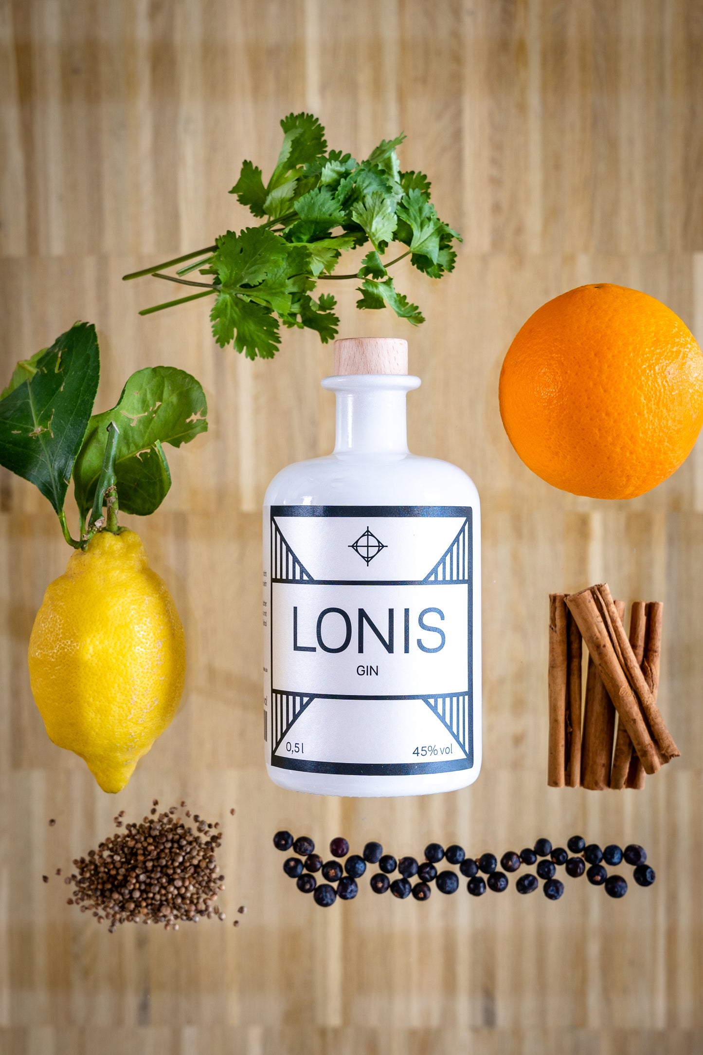 Lonis Gin